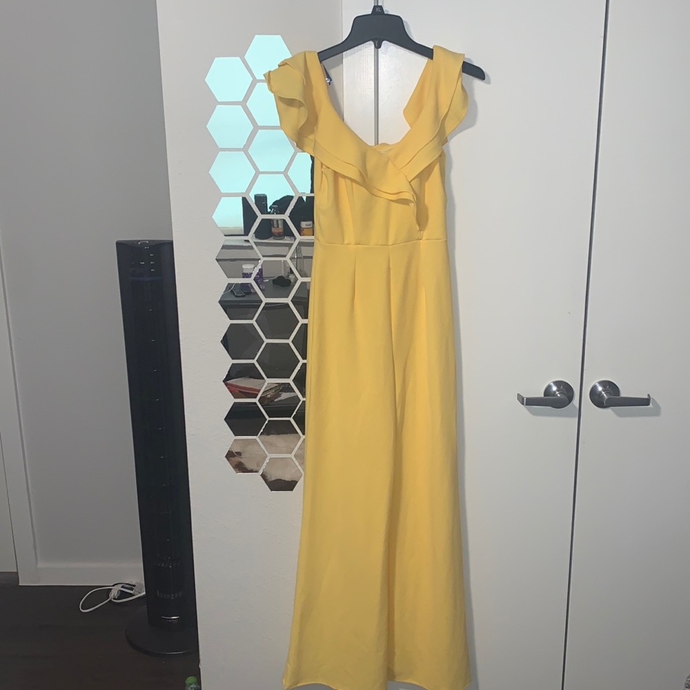 Yellow jumper